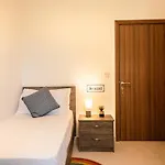 Modern In Malta's Charming Моста