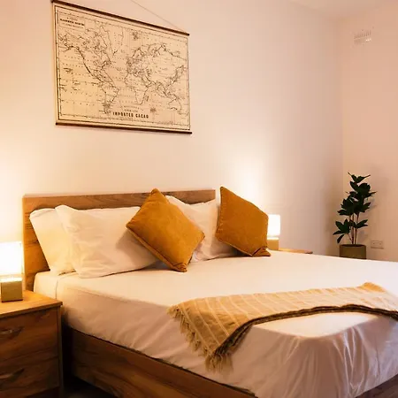Apartament Modern In Malta's Charming *