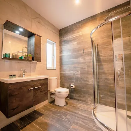 Modern In Malta's Charming Apartment Mosta